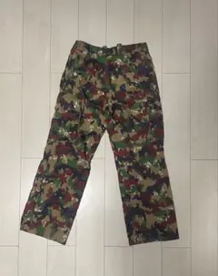 迷彩 カーゴパンツ 複数ポケット