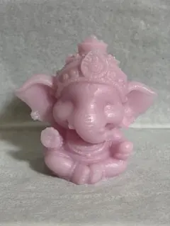 ピンクのガネーシャ像 ミニチュア置物（パープル） ピンクのガネーシャ像 ミニチュア置物（パープル） - メルカリ