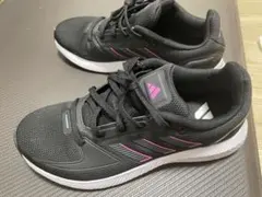 ［新品未使用 ］adidas ランニングシューズ 黒/ピンク