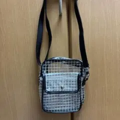 クリア ショルダーバッグ 格子柄 ブラック
