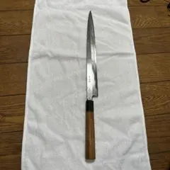 M*y様 郷右馬允義弘造 柳刃 9寸 銀三 霞仕上 白銀 スタビ柄 鞘付き