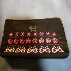 ANNA SUI　 ポーチ ブラック 刺繍 バタフライ