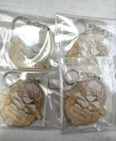 芙拉加利亞回憶　聯名咖啡廳 謬娜　亮面壓克力鑰匙圈　4個