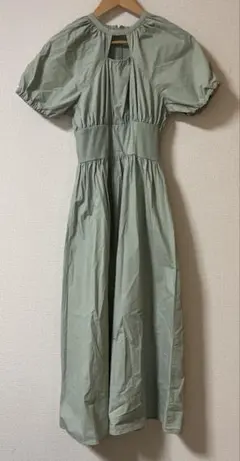 Ray BEAMS グリーン　サイドリブ　ギャザーワンピース　レイビームス