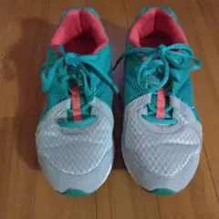PUMA DESCENDANT スニーカー