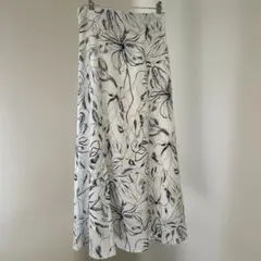 ミッシュマッシュ　フラワープリントスカート