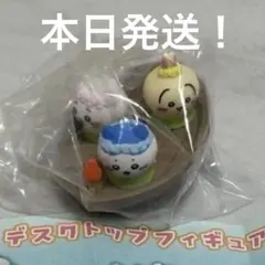 映画ちいかわ デスクトップフィギュア 小物入れ（ちいかわ&ハチワレ&うさぎ）