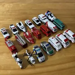 パトカー、消防車、救急車のミニカー