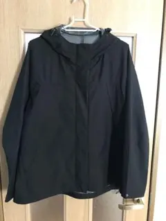 マウンテンパーカー