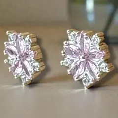 桜の形 ピンクストーン 両耳ピアス　no.3
