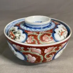 【古伊万里文】古伊万里の伝統　有田焼の名窯　古伊万里文　染錦三方花割文　蓋付小丼のサムネイル