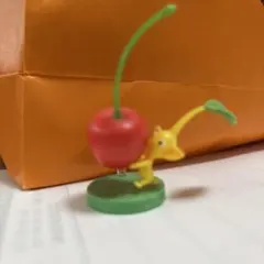 ピクミン フィギュア 果物付き 約5cm