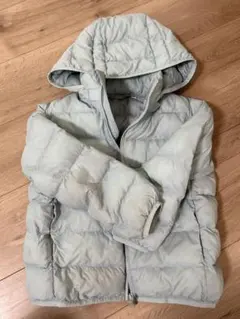 フード付きライトグリーンダウンジャケット 120