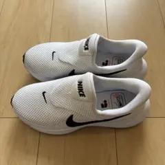 NIKE スニーカー ホワイト