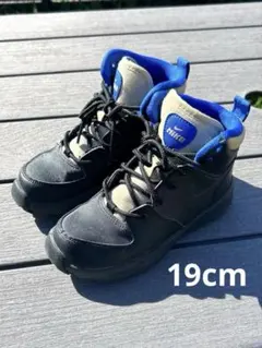 NIKE マノアLTR 19cm