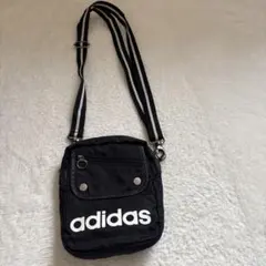 adidas サコッシュ ブラック　2way ショルダー