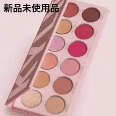 Kylie Jenner アイシャドウパレット