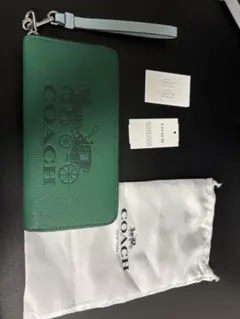 新品未使用　COACH コーチ グリーン ホースキャリッジ 財布