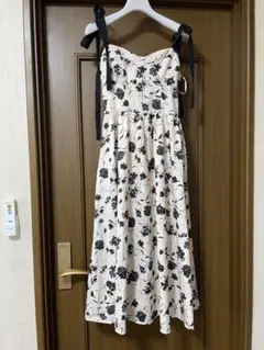 SHEIN キャミワンピース　花柄