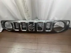 ジムニーノマド　フロントグリルのサムネイル
