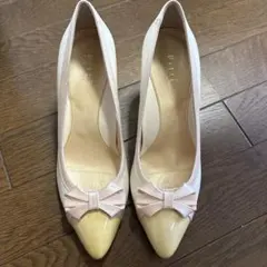 ピッティ◾️バイカラーパンプス◾️ハイヒール◾️24.5cmのサムネイル