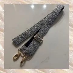 インド刺繍リボンスマホショルダー　ピジョンブルー