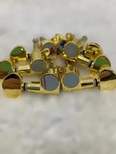 Item thumbnail for item 53af563f-54f9-48e9-952d-0cca73fed8cd