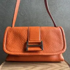 美品！ヒロフ HIROFUレザーショルダーバッグ オレンジのサムネイル