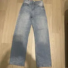 ZARA ストレートデニム　34 ブルー系