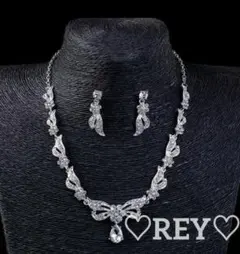 Item thumbnail for item 42917ab7-b01a-4d39-896b-49a6d23567e1