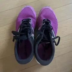 New Balance スパイクシューズ 紫/黒