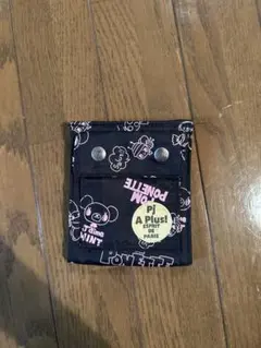 pom ponette ポンポネット 二つ折り財布