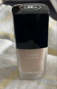 CHANEL LA BASE CAMÉLIA ベースコートのサムネイル