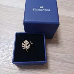 SWAROVSKI スワロフスキーシーライフジーナ Sealife Gina - メルカリ