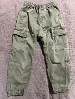 UNIQLO ユニクロ オリーブグリーン カーキ カーゴパンツ 140cm