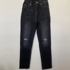 ユニクロ  ウルトラストレッチデニムイージーパンツ ダメージ　150㎝