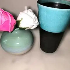 「美品」陶器製フラワーベース 2点セットのサムネイル