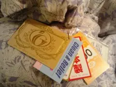 「新品・未使用」羽毛布団　日本製　ロイヤルゴールド　ダウン９３％　フェザー７％