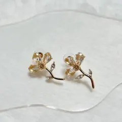 大きめ ピアス クリア 結婚式 パーティ 卒業 花モチーフ ピアス(両耳用)