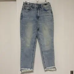 美品！GU ジーユー ライトブルー デニムパンツ カットオフのサムネイル