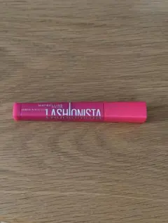 メイベリン　ラッシュニスタN 02ブラウン