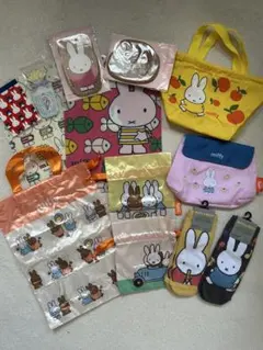 miffy 文房具セット 靴下・ポーチ付きのサムネイル