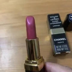 CHANEL リップスティック N°19のサムネイル
