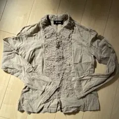 zucca フリル付きベージュシャツのサムネイル