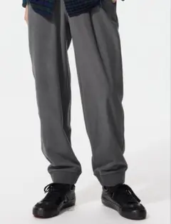 新品 ユニクロ UNIQLO ソフトフリースイージージョガーパンツ ダークグレー