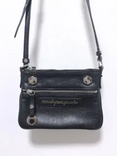 【美品】MARC BY MARC JACOBS 本革ミニショルダーバッグブラック