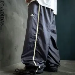 極太90s old adidas バギーナイロントラックパンツ 豪華刺繍 B系 90s old adidas バギーナイロントラックパンツ 極太サイドライン 黒