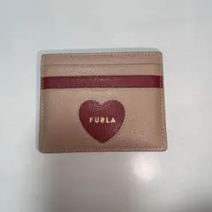 FURLA ハートモチーフ パスケース・カードケース