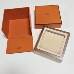 HERMES 時計 空箱 ケース！保証書つき - メルカリ