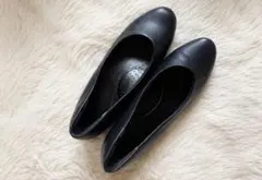 NUOVO 黒パンプスのサムネイル